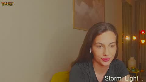 Snapshot of stormi_light chatting on 05.03.26 Stormi online show from 05.03.26