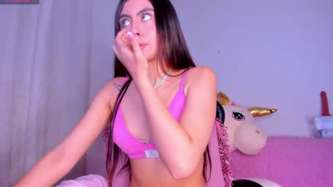 stormi_th online show from 04.06.26