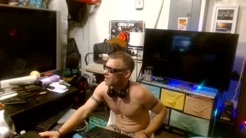Snapshot of str8foryouguy chatting on 03.10.25 Str8 online show from 03.10.25
