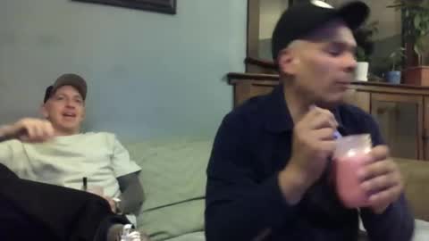 Str8GayWannaPlay online show from 11.28.25