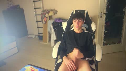 Ray online show from 12.19.25