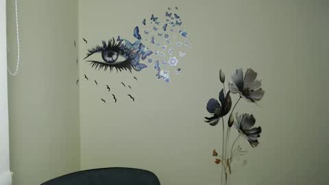 Amalia online show from 12.10.24