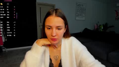 Laura online show from 10.02.25