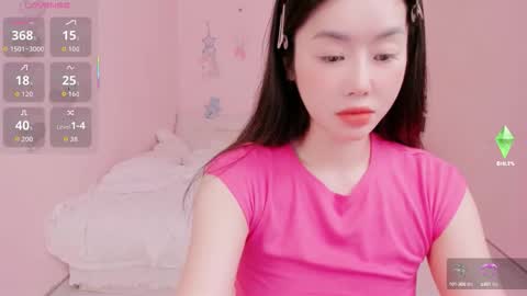 strawberry_loveee online show from 09.28.25