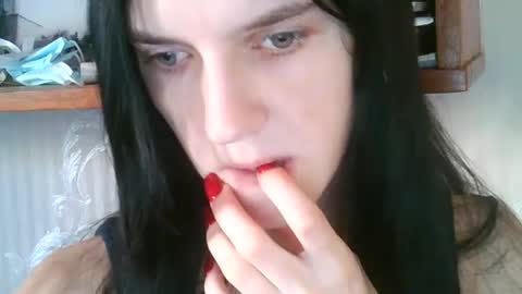 Snapshot of strawberry_storm chatting on 07.19.26 Strawberry Storm online show from 07.19.26