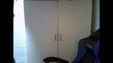 Snapshot of strawberrywine07 chatting on 03.07.25 strawberrywine07 online show from 03.07.25