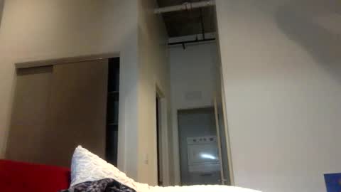 Snapshot of strawbrysugar chatting on 02.06.25 Ruby Moon online show from 02.06.25
