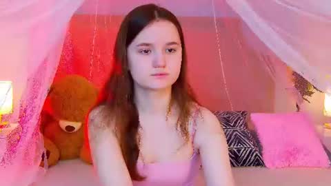 Snapshot of strawbunnybite chatting on 07.18.26 Bunny online show from 07.18.26