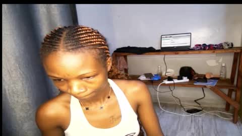 streetlioness online show from 10.22.25