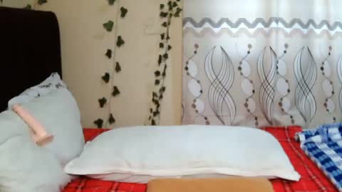 Snapshot of stress_remover chatting on 02.21.25 shantel Blackgirl online show from 02.21.25