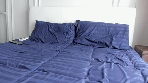 Strong Arni online show from 12.14.25