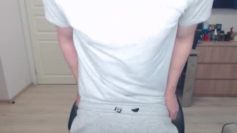 strong_guy_xxx online show from 11.28.25