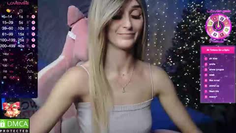 Snapshot of strongalice chatting on 12.22.25 The best athletic body on the site online show from 12.22.25