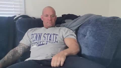 StrongAndHard online show from 10.28.25