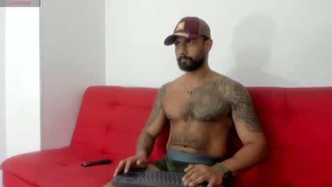 STUD HUNK LATIN online show from 12.27.24