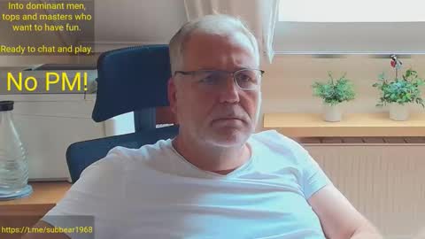 Snapshot of subbear1968 chatting on 06.10.26 subbear1968 online show from 06.10.26