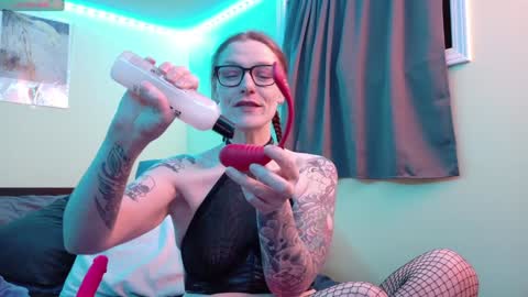 Snapshot of subbypunkruby77 chatting on 02.06.25 SubbyPunkRuby online show from 02.06.25