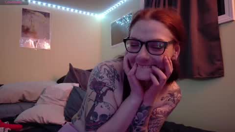 Snapshot of subbypunkruby77 chatting on 02.14.25 SubbyPunkRuby online show from 02.14.25