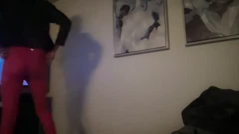 Snapshot of submiss14 chatting on 06.12.26 Sissy Isabella online show from 06.12.26