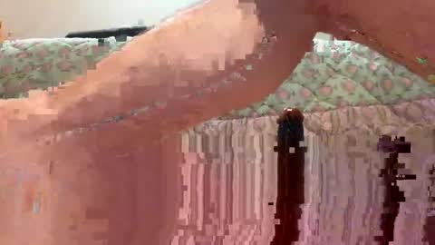 Snapshot of suckmeoffuk chatting on 02.18.26 JJ online show from 02.18.26