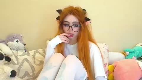 Snapshot of suemeow chatting on 07.30.26 Sue online show from 07.30.26