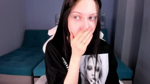Snapshot of sugar_bunny_girl chatting on 05.24.26 Ariana online show from 05.24.26