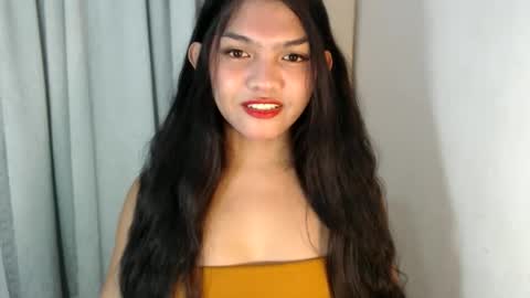 Snapshot of sugar_n_spicex chatting on 02.12.26 trisha online show from 02.12.26