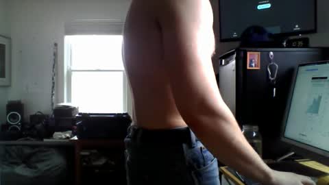 Snapshot of sugardotdom chatting on 04.15.26 Sugar online show from 04.15.26