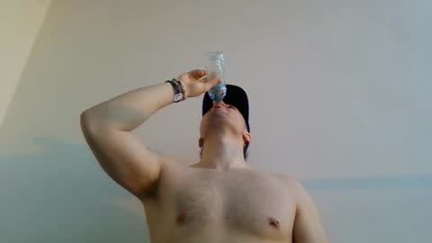 Snapshot of sugargay222 chatting on 01.08.26 Sugar online show from 01.08.26