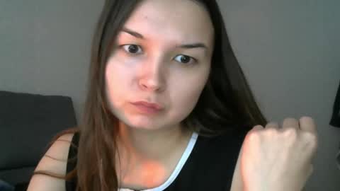 Snapshot of sugarrbell chatting on 09.16.25 Bell online show from 09.16.25