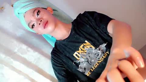 LoveSugar online show from 01.31.25