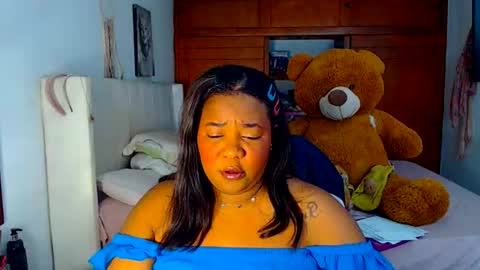 Snapshot of suggarbaby1 chatting on 02.25.26 Cami Back in 2 hours online show from 02.25.26