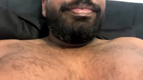 Snapshot of suggnight chatting on 10.27.25 Let me be your knight that saves you online show from 10.27.25