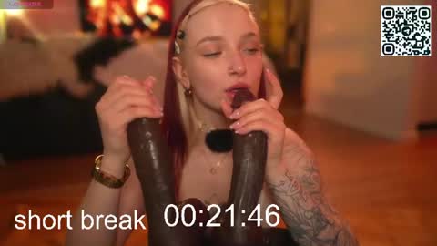 Snapshot of suk_ki chatting on 07.15.26 Lika ginger Jessy blond online show from 07.15.26