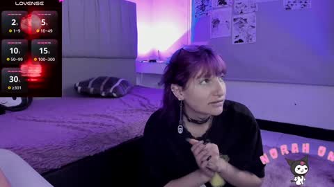 Snapshot of sukifuyu__ chatting on 12.23.24    online show from 12.23.24