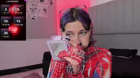 Snapshot of sukifuyu__ chatting on 02.13.25    online show from 02.13.25