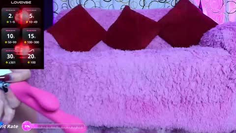 Snapshot of sukifuyu__ chatting on 10.28.25    online show from 10.28.25