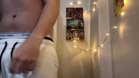 Niko online show from 10.22.25