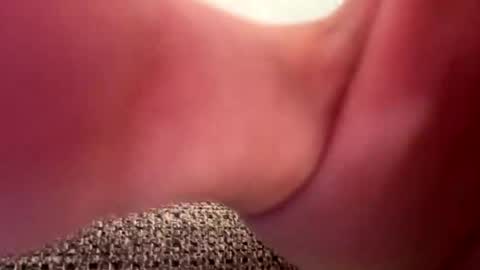 Snapshot of sum645700 chatting on 09.29.25 sum - maybe online show from 09.29.25