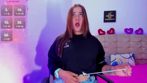 summer_girls01 online show from 01.10.26