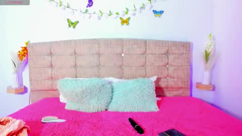 summer_girls01 online show from 03.05.26