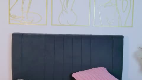 OnlyFans summer holiday online show from 04.04.26