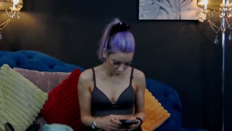 Snapshot of summer_quinn_ chatting on 01.30.25 Deea online show from 01.30.25