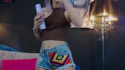 Snapshot of summer_quinn_ chatting on 02.10.25 Deea online show from 02.10.25