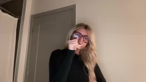 summerclarkee online show from 02.28.26