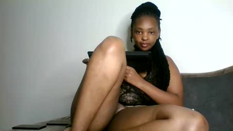 Snapshot of summerdivah chatting on 07.02.26 divah online show from 07.02.26
