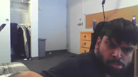 Snapshot of sundoog chatting on 03.09.25 Sundoog online show from 03.09.25