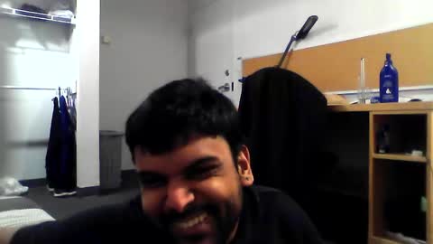 Snapshot of sundoog chatting on 04.01.26 Sundoog online show from 04.01.26