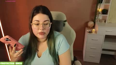 Tina. Im topless model  online show from 11.20.25