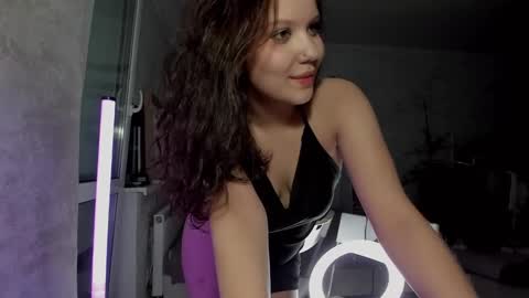 Snapshot of sunlovedamily chatting on 01.24.25 Amy online show from 01.24.25
